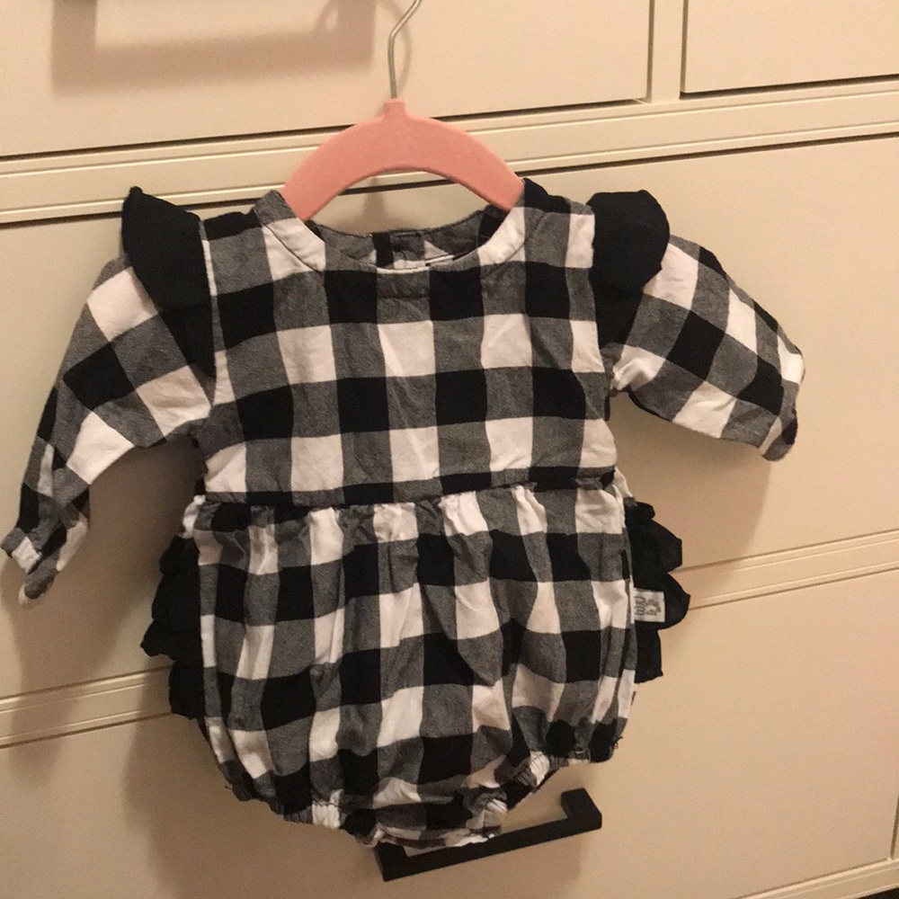 Ruffled butt Romper